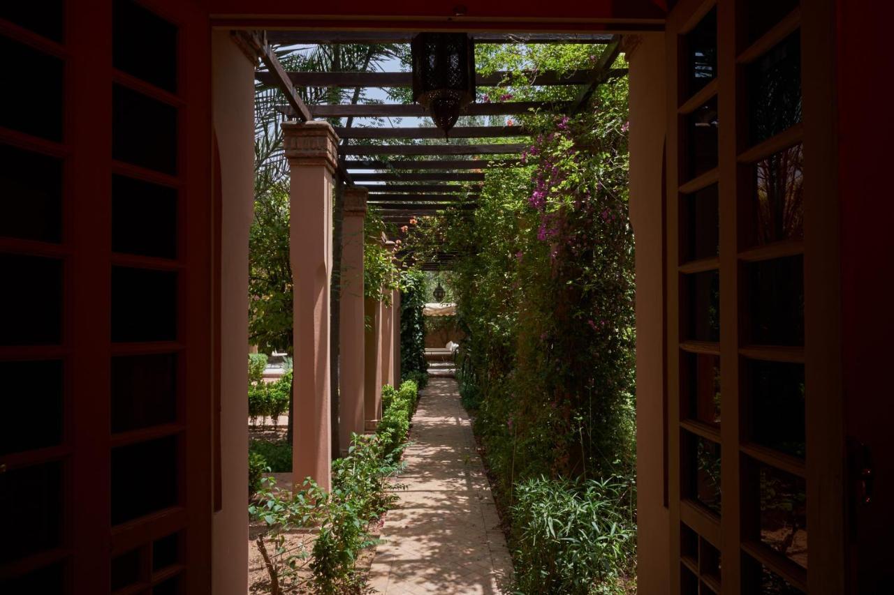 Dar Ayniwen Garden Hotel & Bird Zoo マラケシュ エクステリア 写真